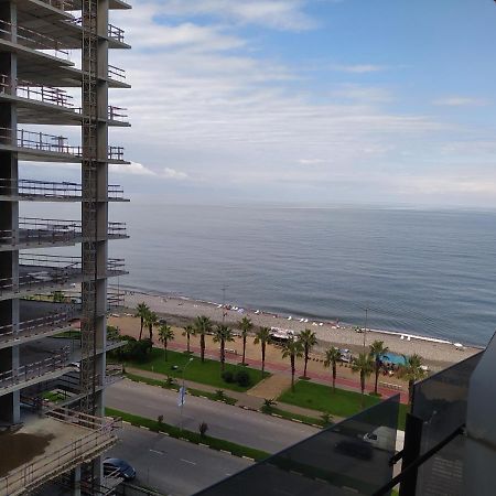 Apartment On The Back Sea Батуми Экстерьер фото