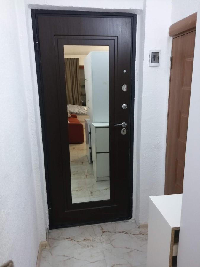 Apartment On The Back Sea Батуми Экстерьер фото
